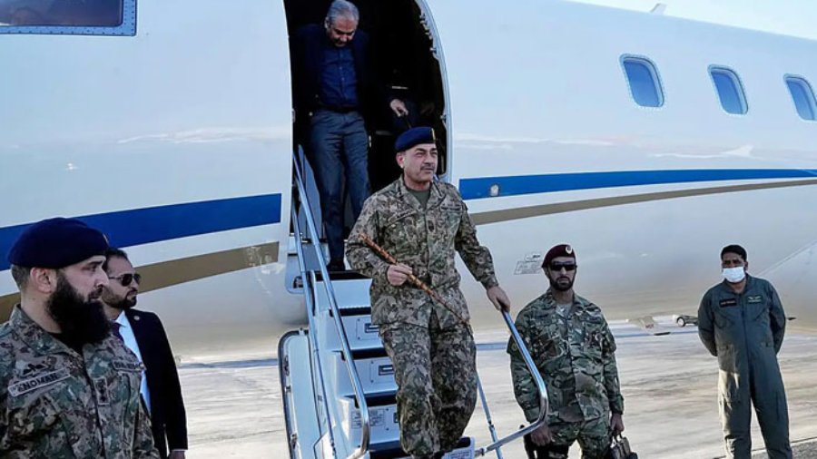 Field Marshal Asim Munir leaves for Iran on important visit