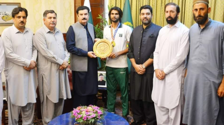 Governor Khyber Pakhtunkhwa meets Taekwondo Championship gold medalist Ehsanullah Mehsud