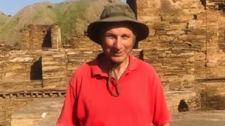 Mardan: British tourist visits Takht Bhai's historic UNESCO World Heritage Site